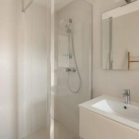 Apartment L'equatorial - Proche Gare - Quartier Calme - Arrivee Autonome *